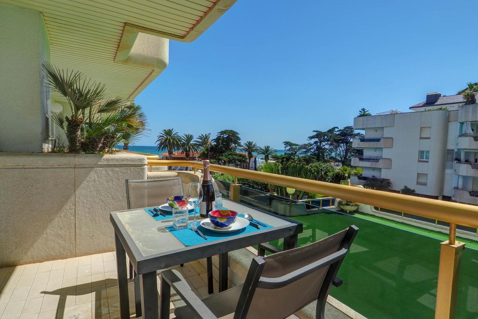Mediterraneo Seaview Apartment By Hello Homes Sitges Exterior foto