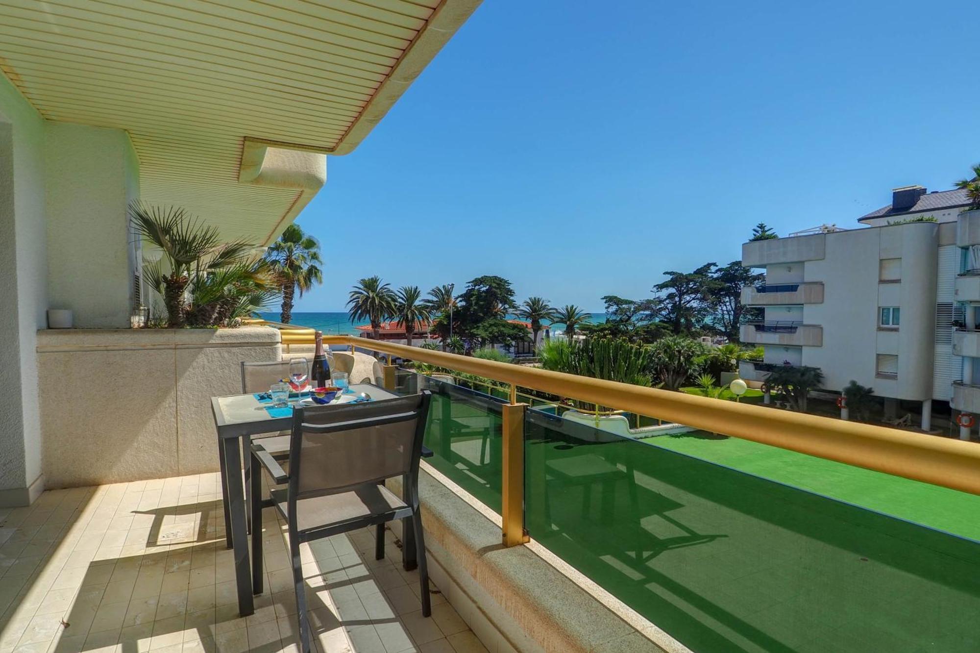 Mediterraneo Seaview Apartment By Hello Homes Sitges Exterior foto