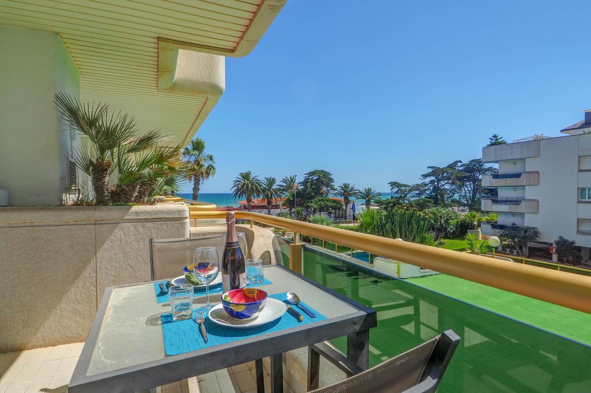 Mediterraneo Seaview Apartment By Hello Homes Sitges Exterior foto